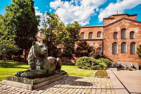 Sofia City Tour with National History Museum