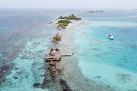 Adventure Kayak & Snorkeling at Reef Island Aruba