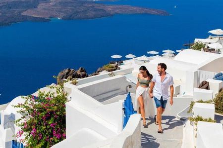 Santorini Private Luxury Tour – Custom Sightseeing Experience