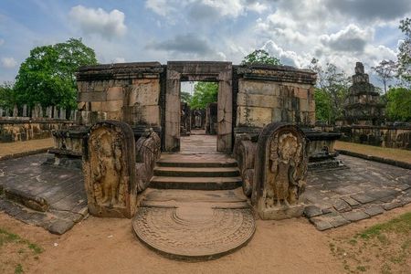 Visiting the Historical Polonnaruwa Ruins and Minneriya Safari