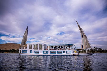5 Day Dahabiya Nile Cruise from Luxor to Aswan- Pickup Luxor-Esna
