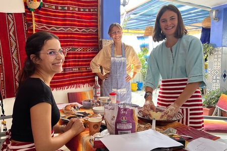 Hands-On Moroccan Pastry Workshop with Local Family