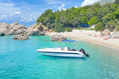 Krorez and Hidden coves on a Scenic Boat Tour with Swim Stops