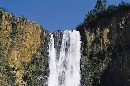 Drakensberg Mountains & Nelson Mandela Capture Site Full Day Safari
