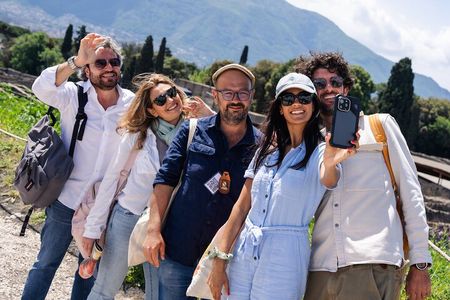 Pompeii & Herculaneum by Train from Rome with Pizza Lunch
