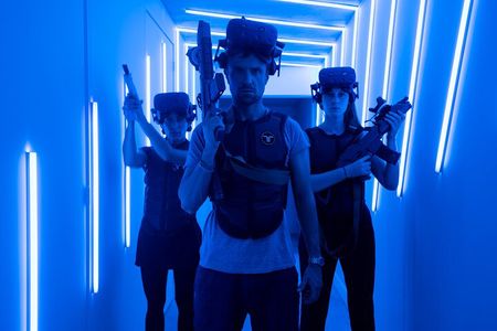 Zombie Apocalypse VR Shooter Experience