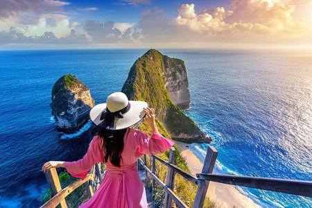 Nusa Penida Day Tour Kelingking Broken and Angels Bay