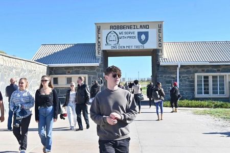 Robben Island and Prison Guided Tour with Ferry Ticket
