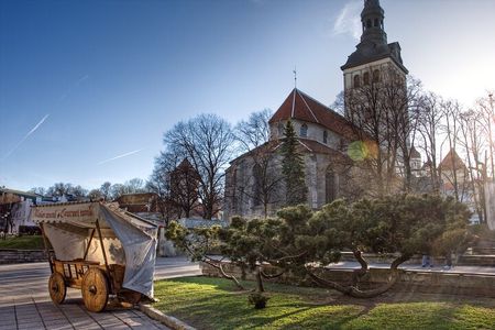 Old Town Walking Tour and Two Cathedrals