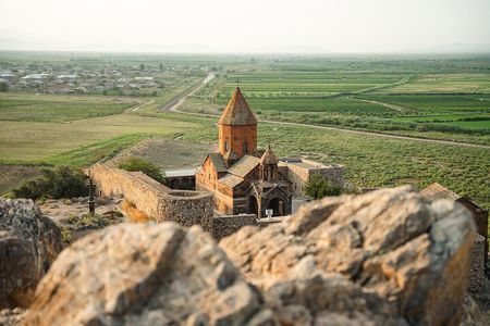 Guided tour: Khor Virap, Noravank Monastery, Areni, Jermuk