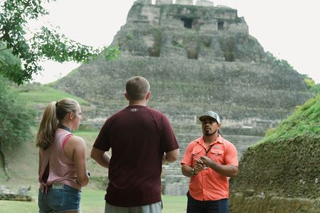 Private Tour to Xunantunich and Cave Tubing