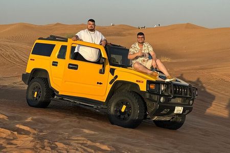 Private Hummer H2 Desert Safari with BBQ Dinner Buffet