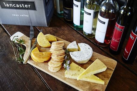 Cruising the Swan Tour