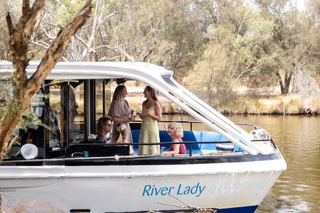 Swan Valley River Cruise and Wine Tasting Day Trip from Perth