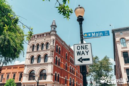 Louisville Legends: Downtown Derby City Food and History Tour
