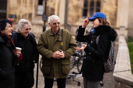 Private | Cambridge Walk & Punt Tour by Alumni™ & King's Chapel