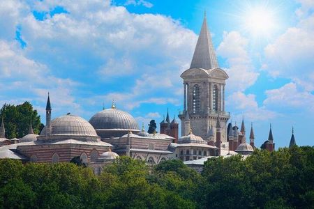Skip-the-Line Topkapi Palace & Harem Ticket with Audio Guide