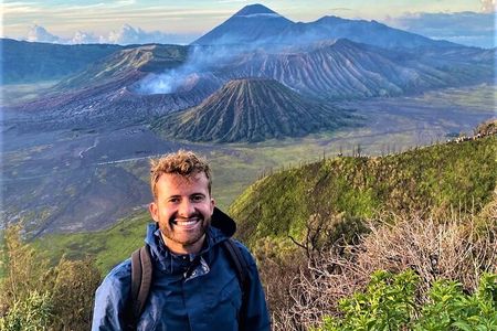 Malang or Surabaya Sunrise Bromo Vulcano