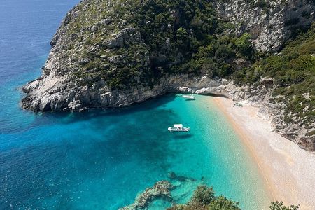 Grama Bay Tour from Dhermi
