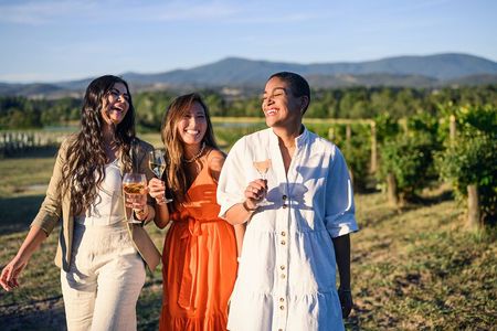 Yarra Valley Foodies Tour: Chandon & Sunset Kangaroo Experience