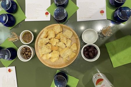 Athens: Cretan Olive Oil Tasting Experience