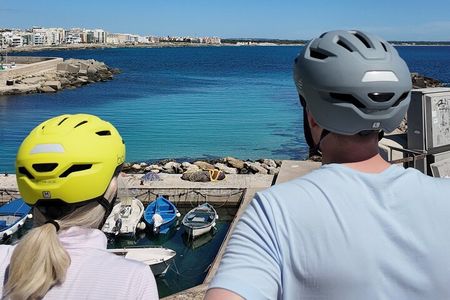 Lecce : E-bike tour to Gallipoli with swim and Private taxi back