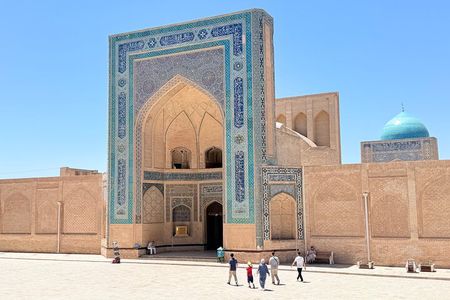 Bukhara: Walking Tour with a Small Group