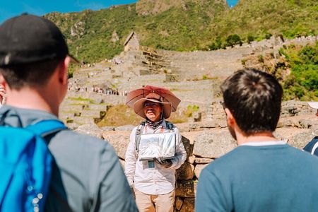 Private guide tour at Machu Piccchu