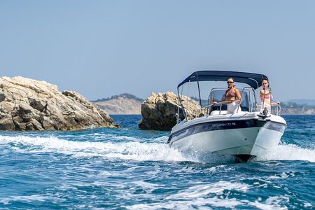 Zakynthos: Private Cruise – South Coast Hidden Gems
