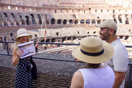 Colosseum Arena Small Group Tour with Palatine Hill & Forum
