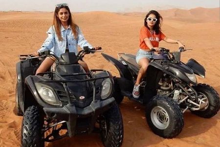 Vip Sunset Desert Safari with pick&drop and BBQ dinner & liveshow