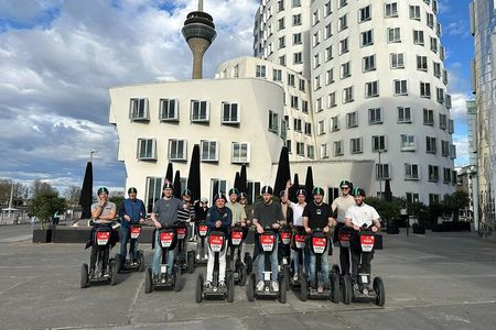Düsseldorf Segway Tour: Classical City Experience