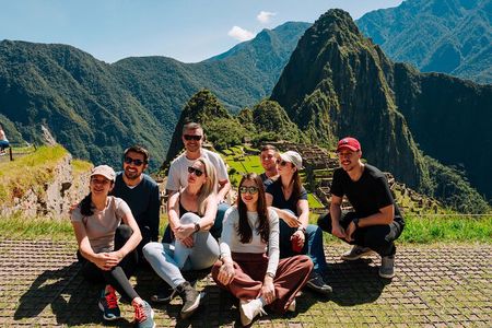 Private guide tour at Machu Piccchu