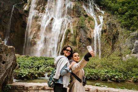 Plitvice Lakes & Rastoke small-group, w/ ticket (ENG or ESP)