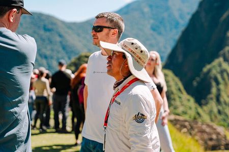 Small-Group Tour: Guide Service in Machu Picchu