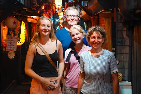 [1 Group Only] Osaka Local Food Night Tour for Family