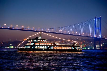 Bosphorus Dinner Cruise with Turkish Night Show in Istanbul