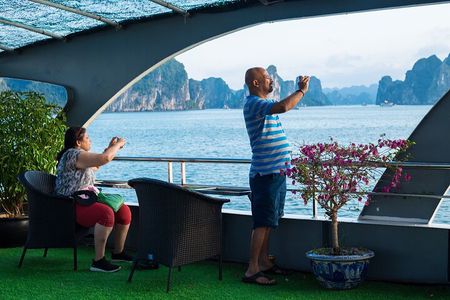 Halong Bay Full Day With Multi Options from Hanoi by Expressway