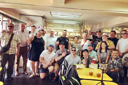 Private Manila Local Dishes Food Tour in Malabon