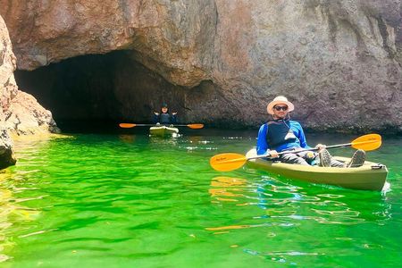 Full Day Emerald and Echo Cave Kayak Adventure