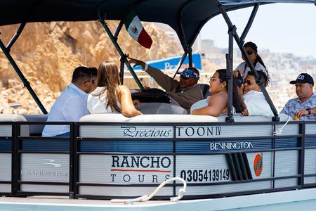 Luxury Boat Trip to the Arch
