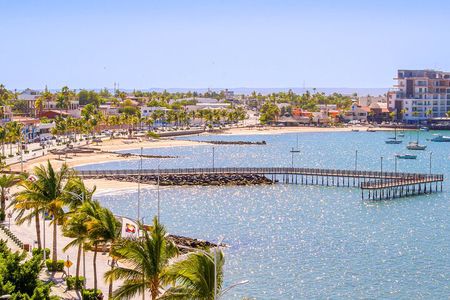 La Paz Tour, Historical City, Beach, Colonial and Beautiful scenery on the way! 