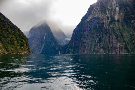 Queenstown to Te Anau via Milford Sound inc Cruise & Lunch