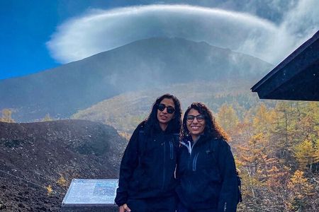 Private Historical Trail Hiking Tour on Mt.Fuji