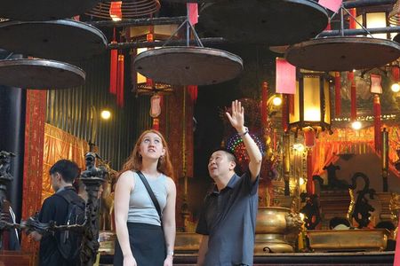 Hong Kong Layover Tour Private & Personalized with Local Guide
