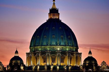 St.Peter's Basilica Skip-the-line with Guided Tour