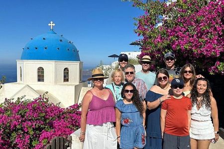 Santorini Instagram Private Tour with a Local
