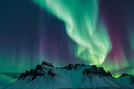 Northern Lights Bus Tour from Reykjavik with Hot Chocolate