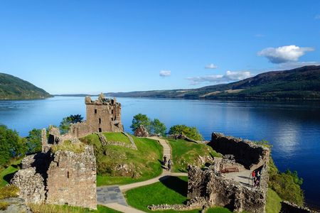 Loch Ness Private Tour - Travel in Style