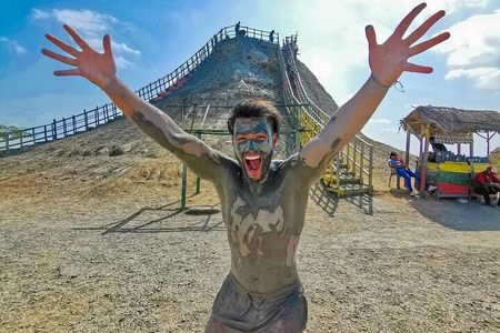 Private and quiet Tour to the Mud Volcano + Snack